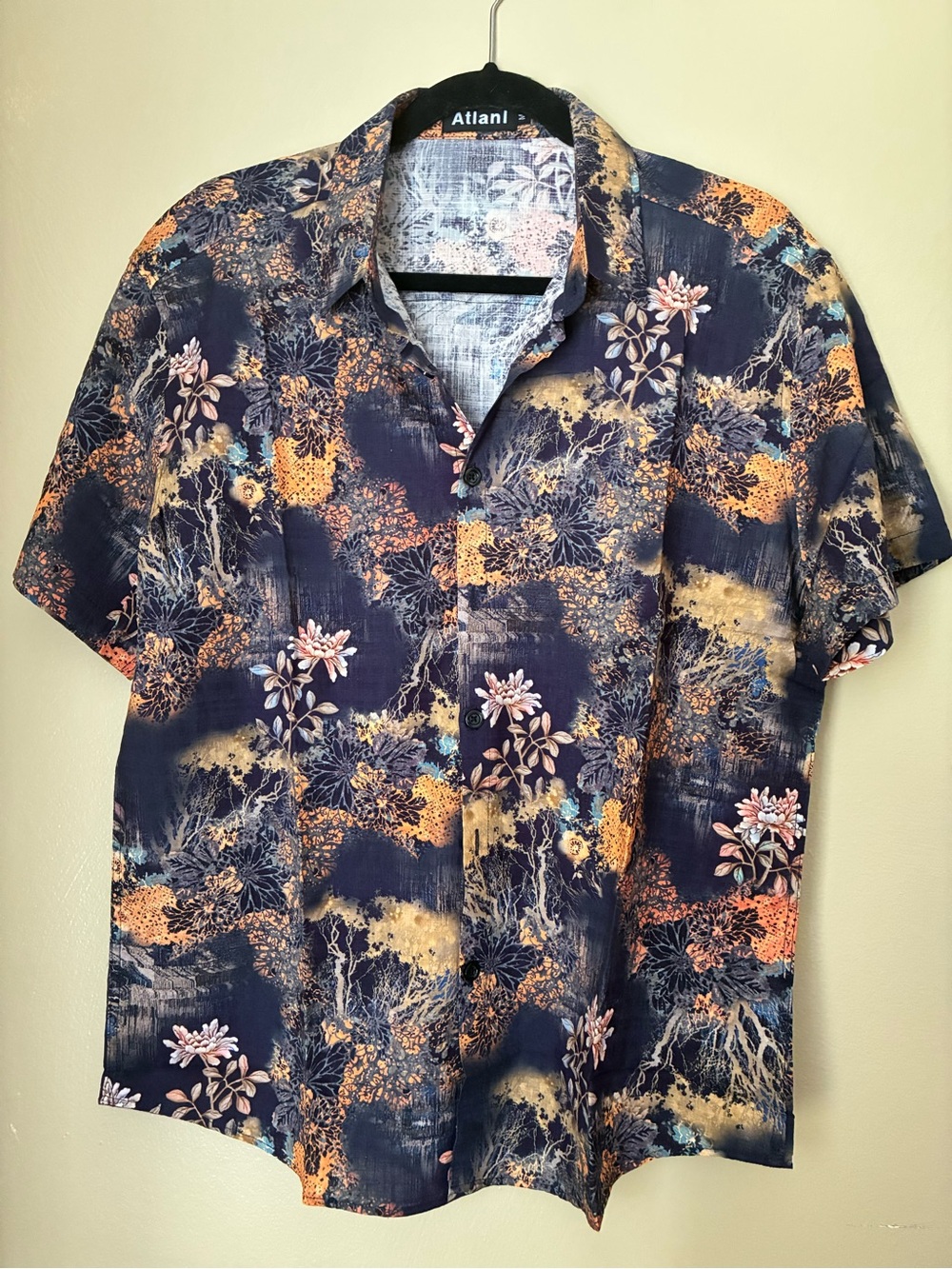Men’s Floral Short-Sleeve Button-Up Shirt - Navy with Gold & Pink Accents